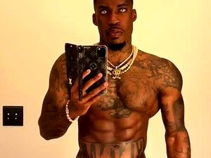 beefy black muscle gay porn