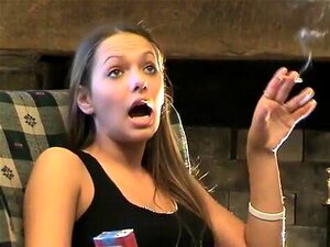 Amateur Smoking Sex porn videos at Xecce.com