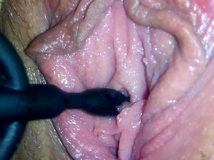 高质量的女人玩尿道色情&性爱视频在观看色情