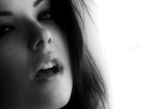 Habillée Dans L Eau porno et vidéos de sexe en haute qualité sur ...