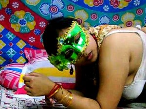 Velamma porn videos at Xecce.com
