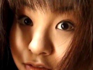 高质量的绝美少女日本色情&性爱视频在观看色情