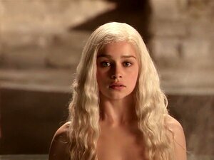 Emilia Clark Nude porn videos at Xecce.com